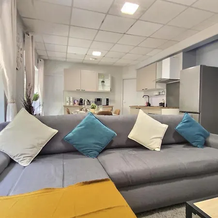 Downtown Cozy 2 Bedrooms Public Parking * Ле-Ман