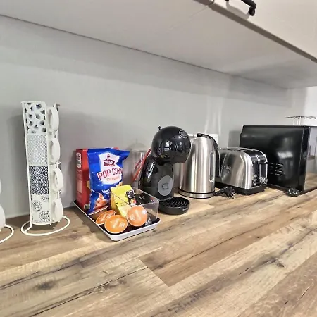 아파트 Downtown Cozy 2 Bedrooms Public Parking